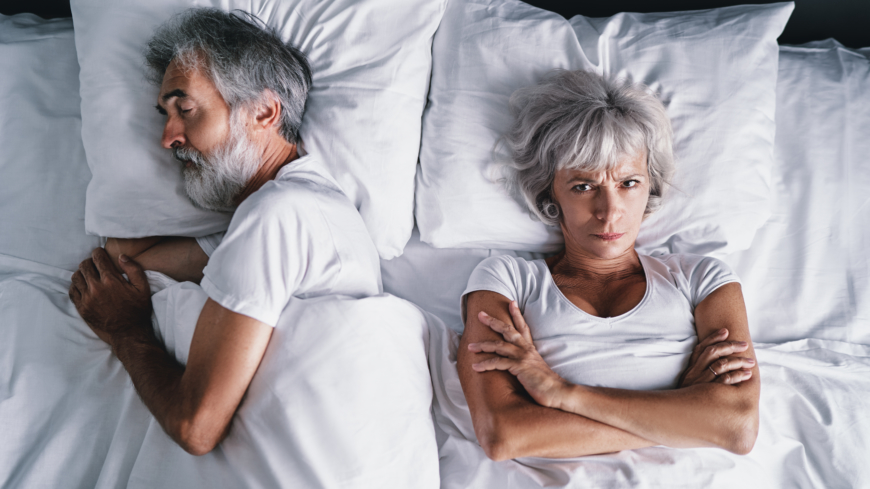 Ofte er man ikke selv klar over, at man snorker. Det er ens partner derimod. Foto: Shutterstock